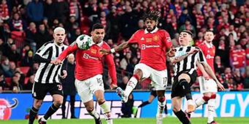 关键阶段解析：赛季转折点在哪？-九游娱乐