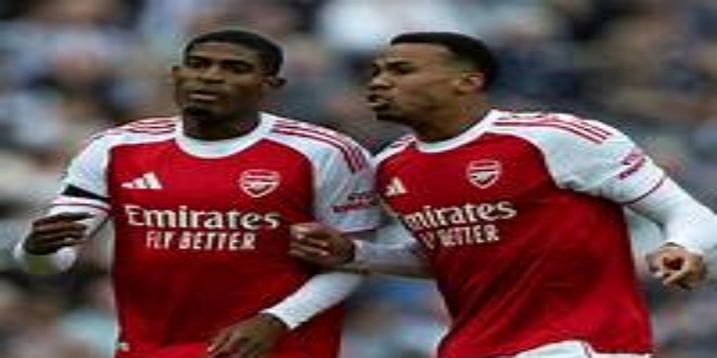 九游娱乐观察：战术连锁反应与曼城压迫优势-九游娱乐